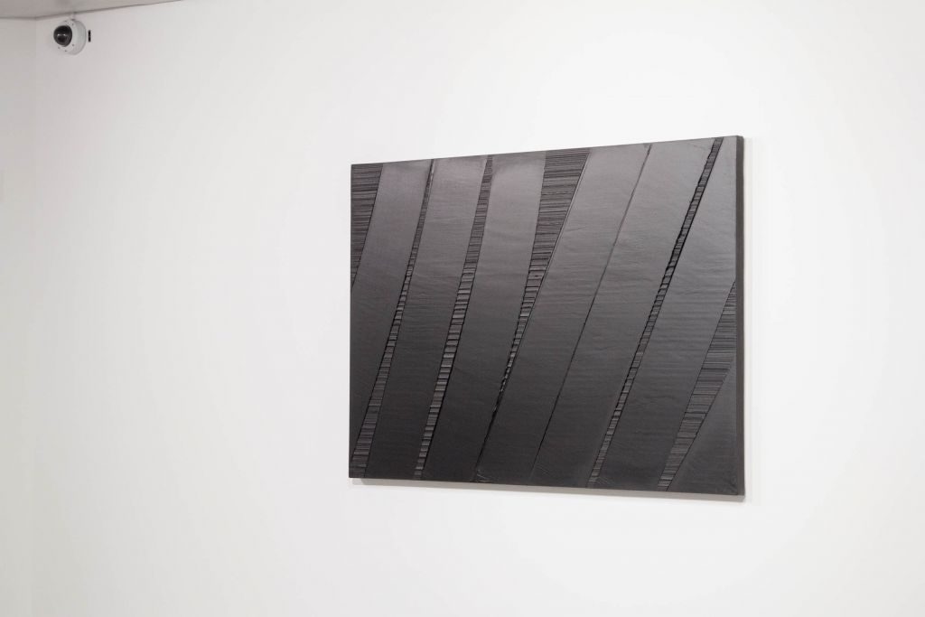 Peinture 117 x 165 cm, 6 janvier 1990 – Pierre et Colette Soulages. Photo : Vincent Cunillère